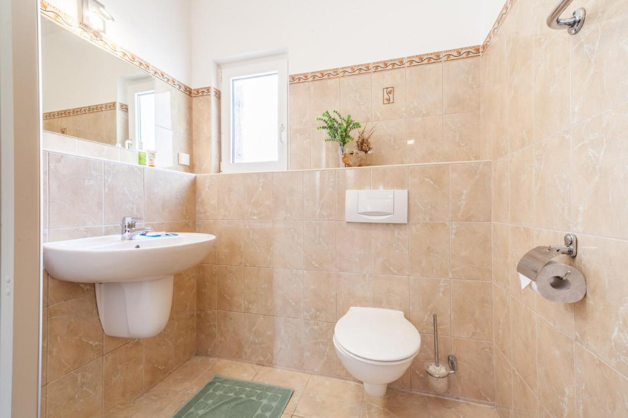 Ferienhaus Rajka Kustići Extérieur photo